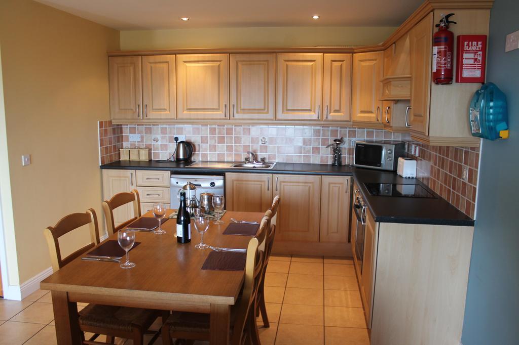 Tralee Bay Holiday Village Castlegregory Exterior photo